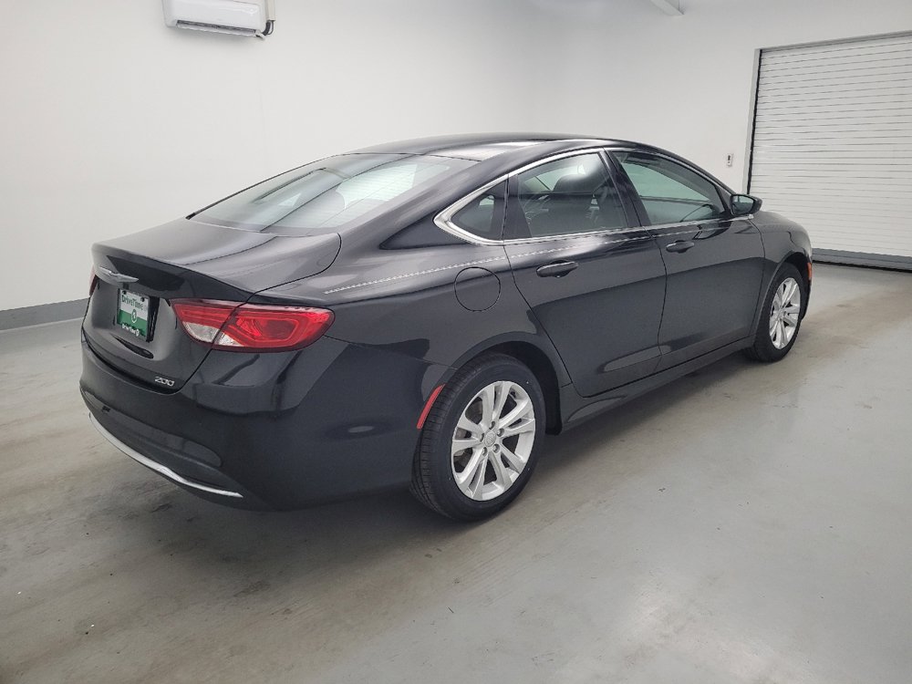 Used 2015 Chrysler 200 Limited FWD image 10