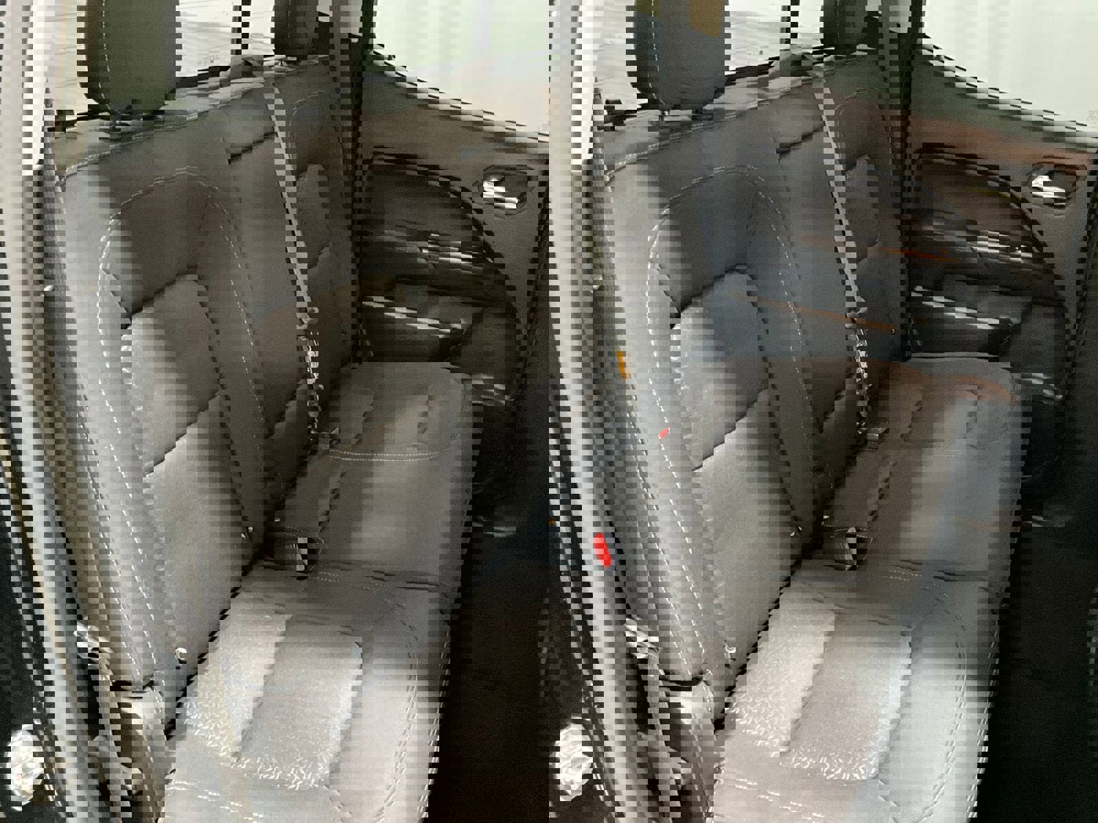 Used 2017 GMC Canyon SLE w/ Nightfall Edition image 23