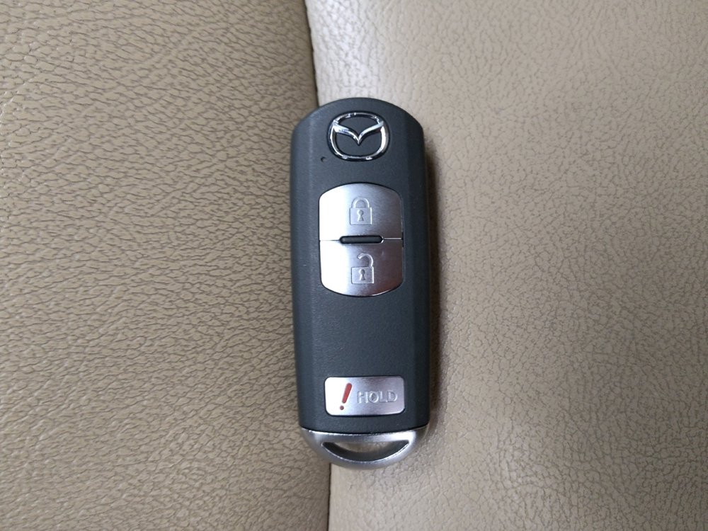 Used 2013 MAZDA MAZDA3 i Grand Touring image 32