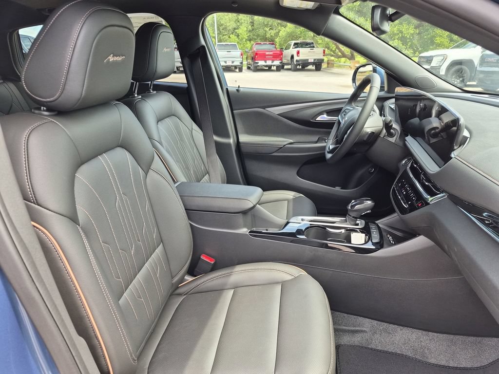 New 2026 Buick Envista Sport Touring FWD image 36