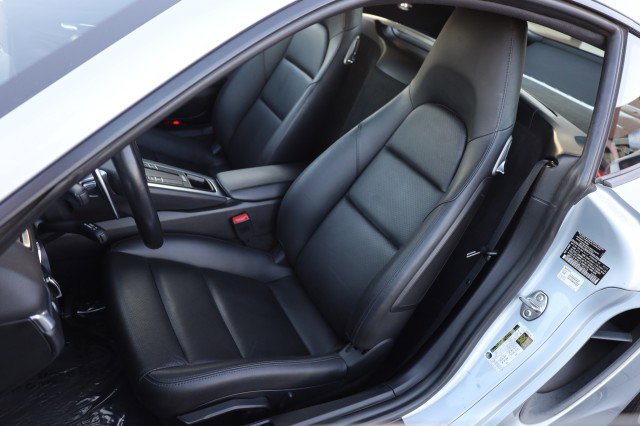 Used 2016 Porsche Cayman image 25