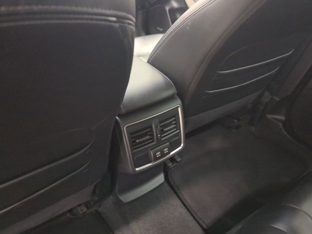 Used 2023 Subaru Forester Limited image 13