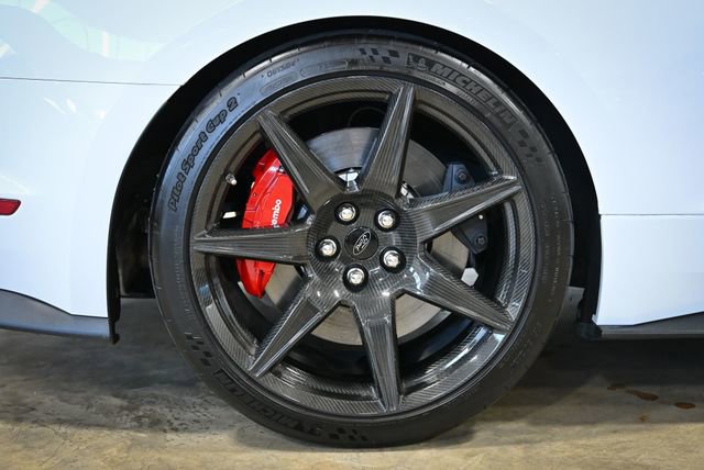 Used 2020 Ford Mustang Shelby GT500 w/ Carbon Fiber Track Pack image 26