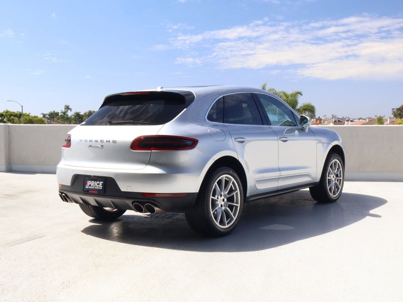 Used 2018 Porsche Macan S image 9