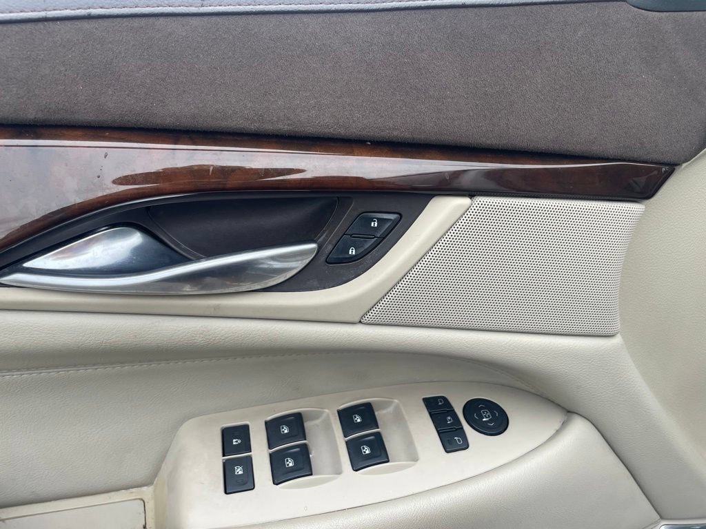 Used 2017 Cadillac Escalade 2WD image 21