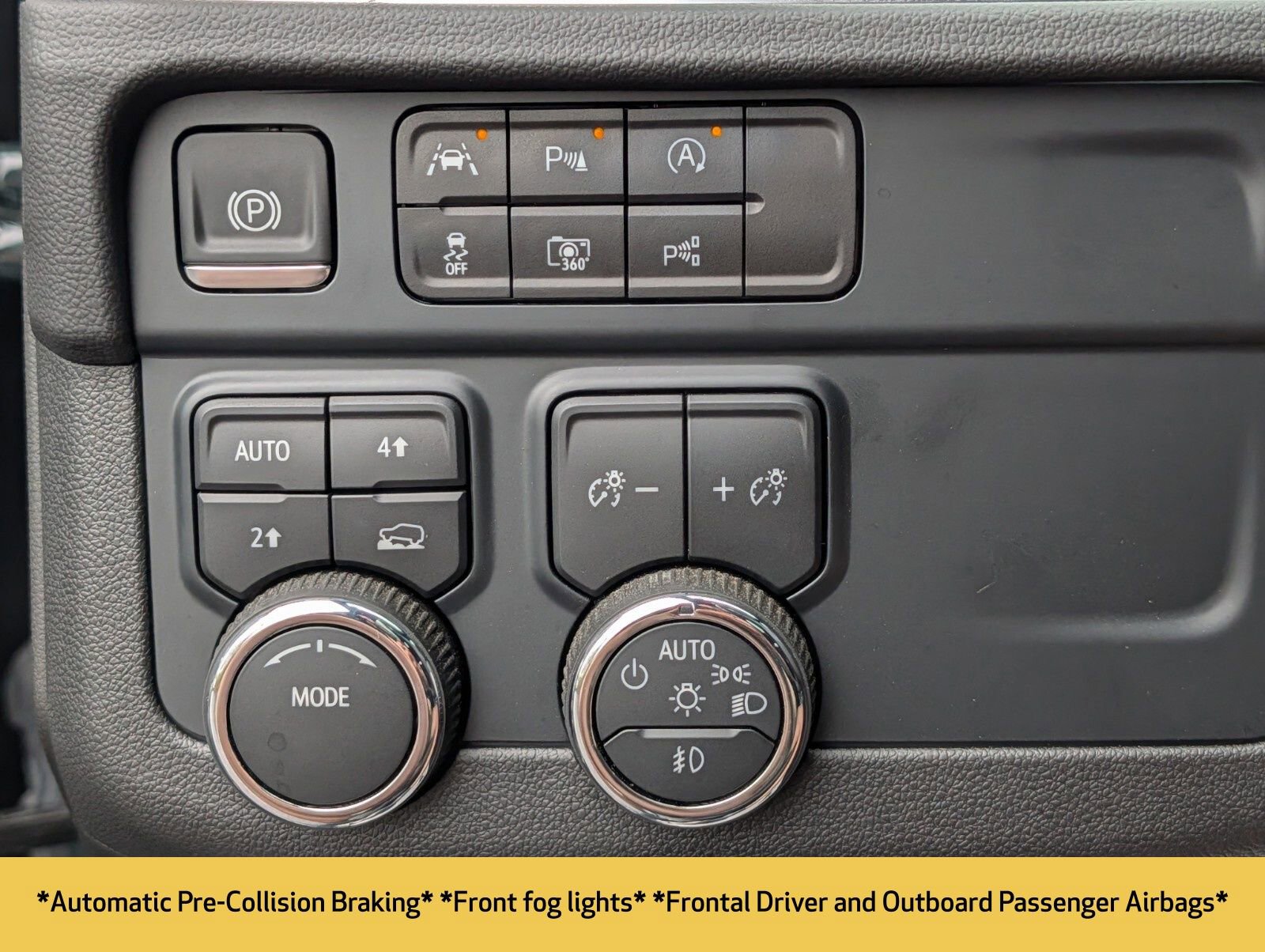 Used 2025 Chevrolet Tahoe RST w/ Comfort Package AWD/4WD image 12