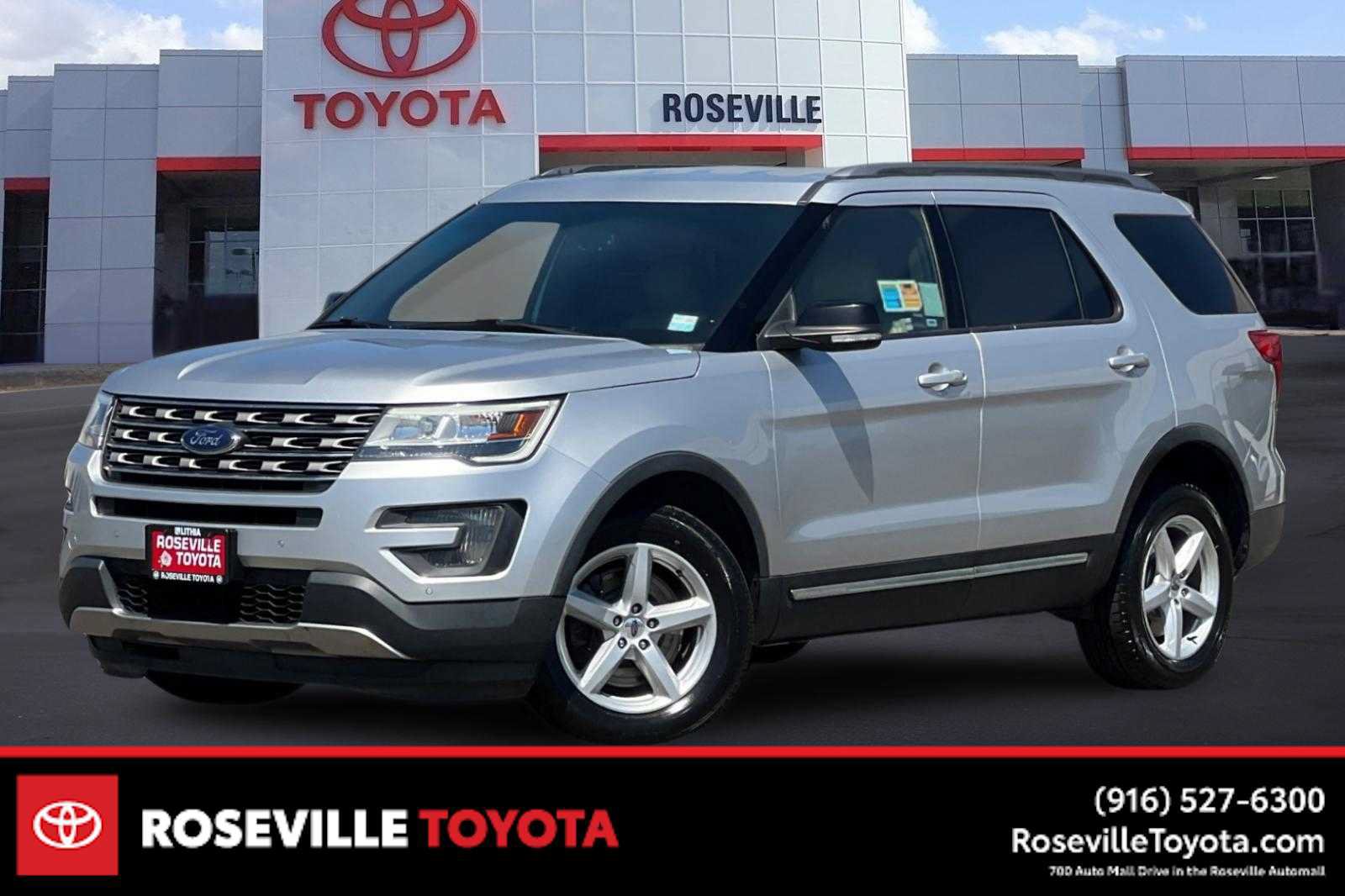 Used 2016 Ford Explorer XLT w/ Equipment Group 202A AWD/4WD image 1