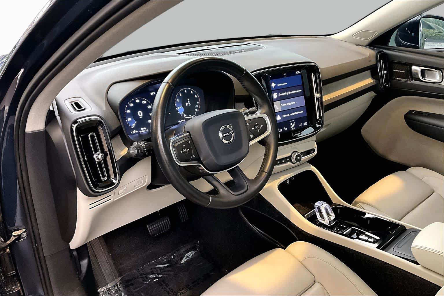 Used 2020 Volvo XC40 T5 Inscription AWD/4WD image 18