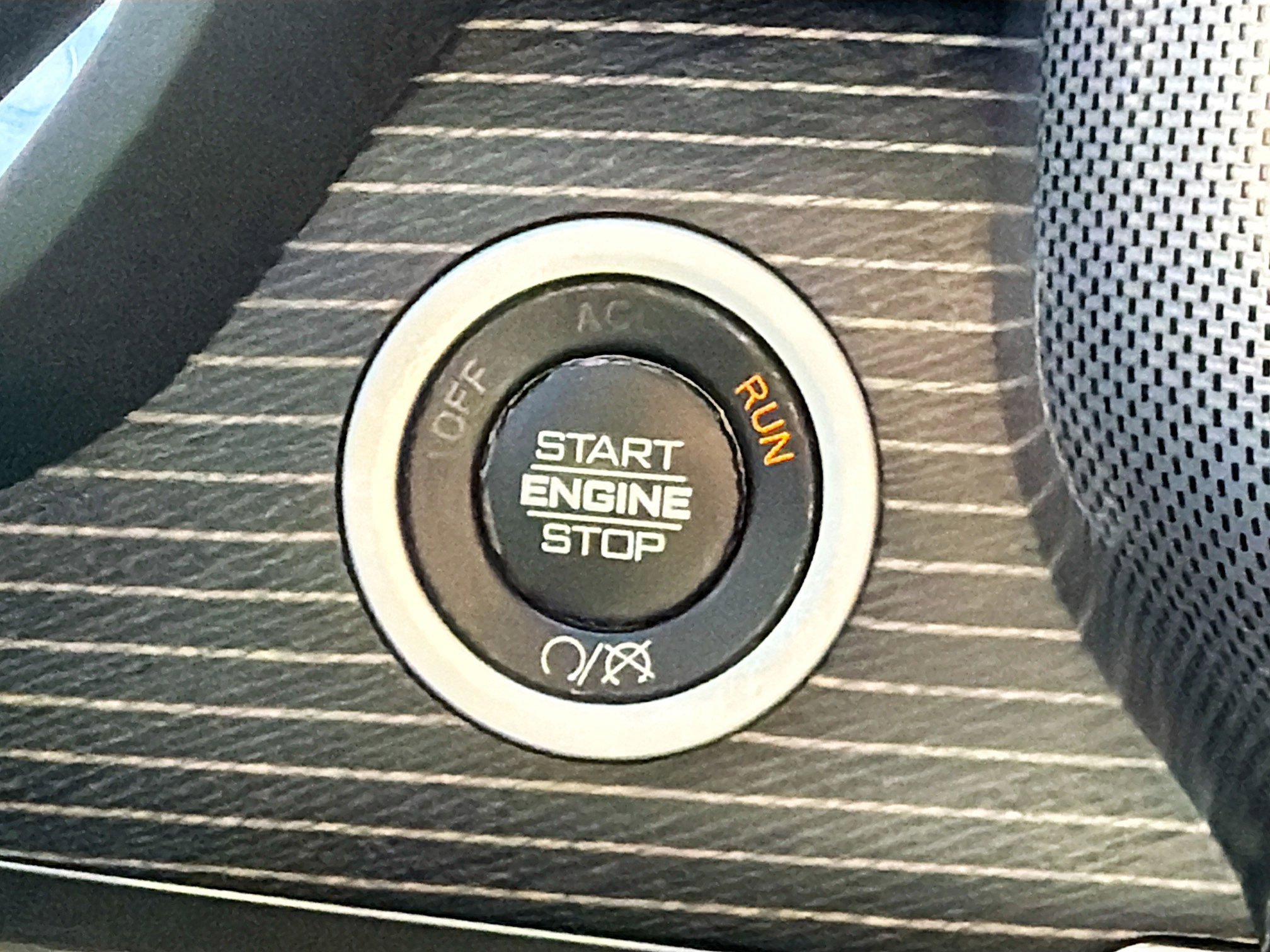 Used 2019 RAM 2500 Limited image 36