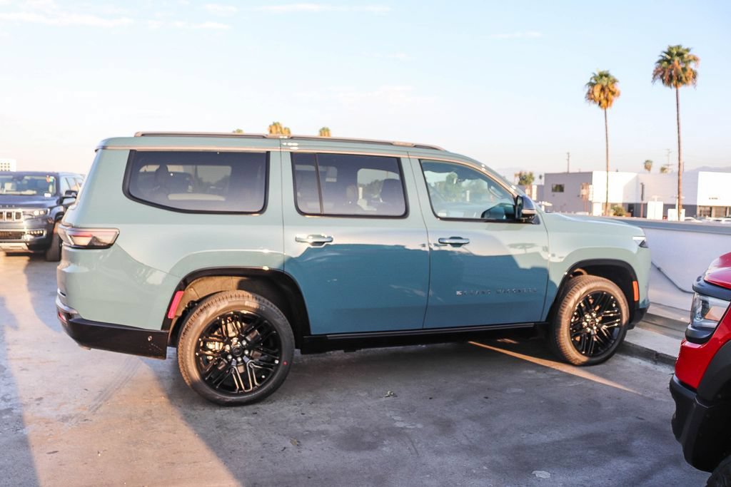 New 2026 Jeep Grand Wagoneer Limited AWD/4WD image 13