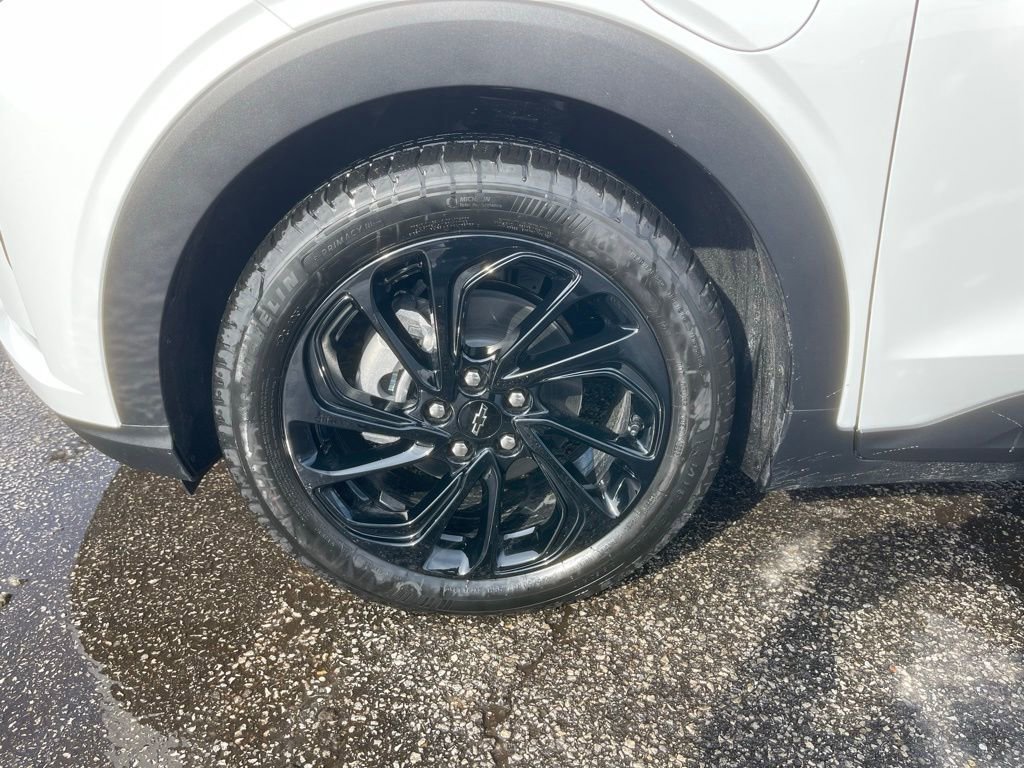 New 2027 Chevrolet Bolt RS image 31