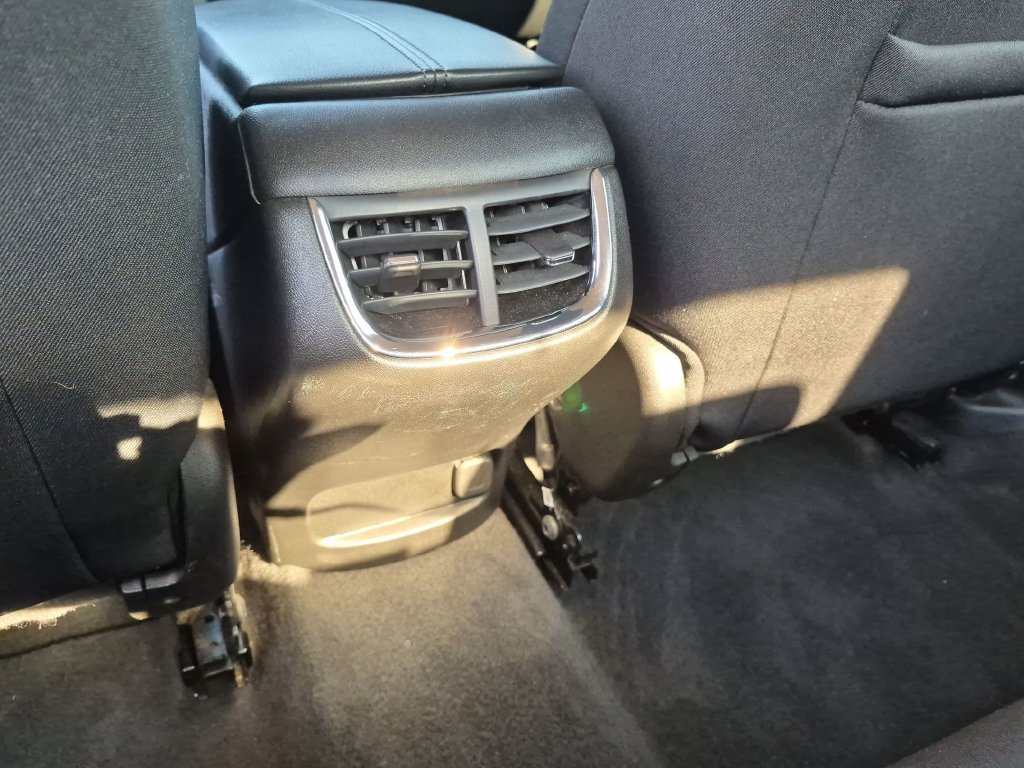 Used 2023 Chevrolet Malibu LT FWD image 38