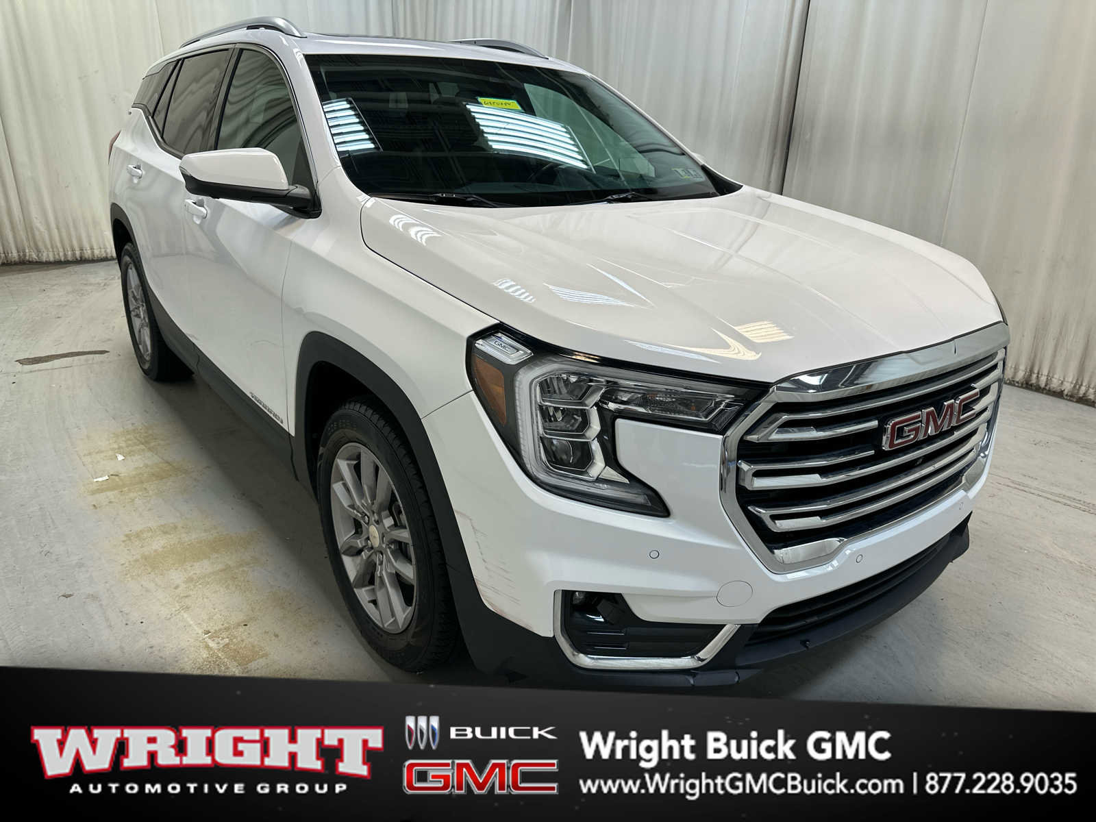 Used 2022 GMC Terrain SLT w/ Infotainment Package II