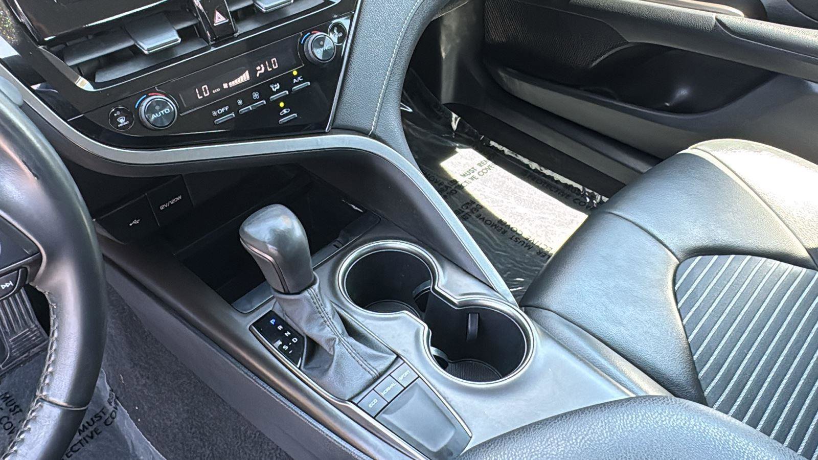 Used 2023 Toyota Camry SE image 21