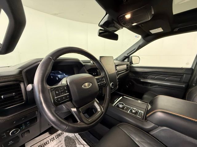 Used 2024 Ford Expedition Platinum image 6