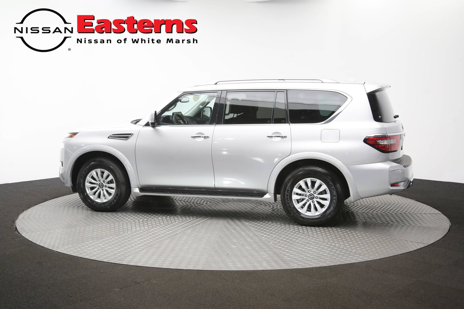 Used 2023 Nissan Armada SV AWD/4WD image 62