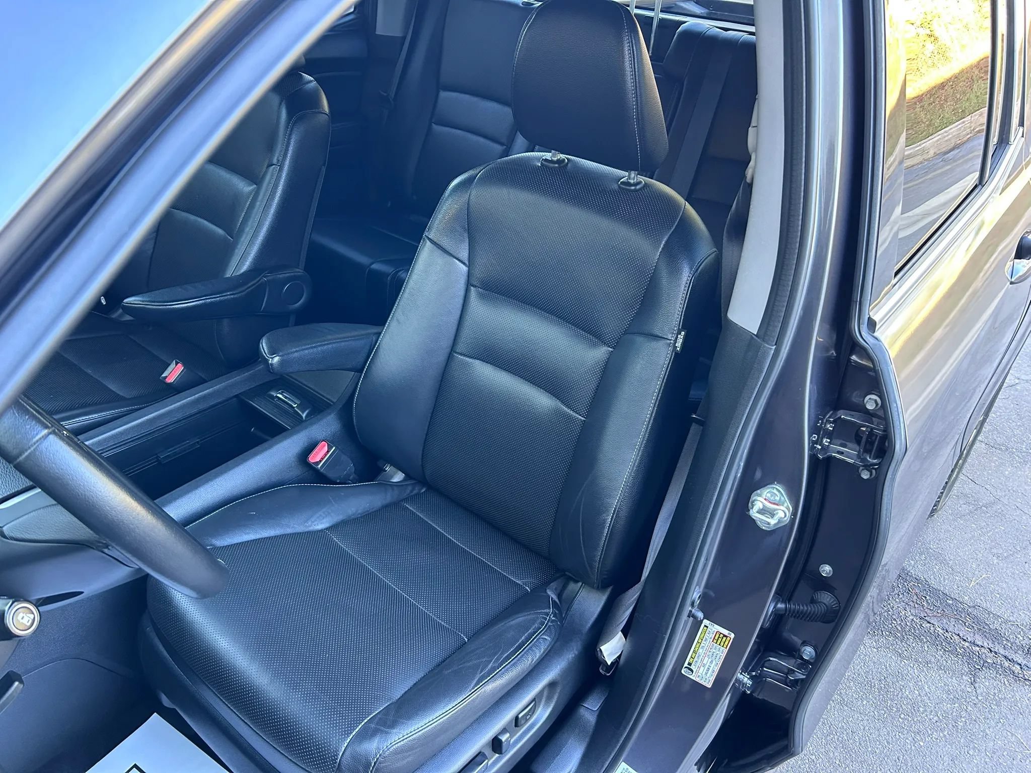 Used 2018 Honda Ridgeline RTL-T image 27