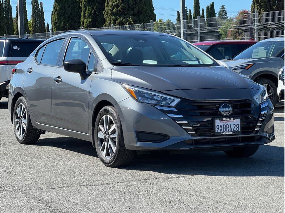Certified 2025 Nissan Versa S w/ S Plus Package FWD image 3