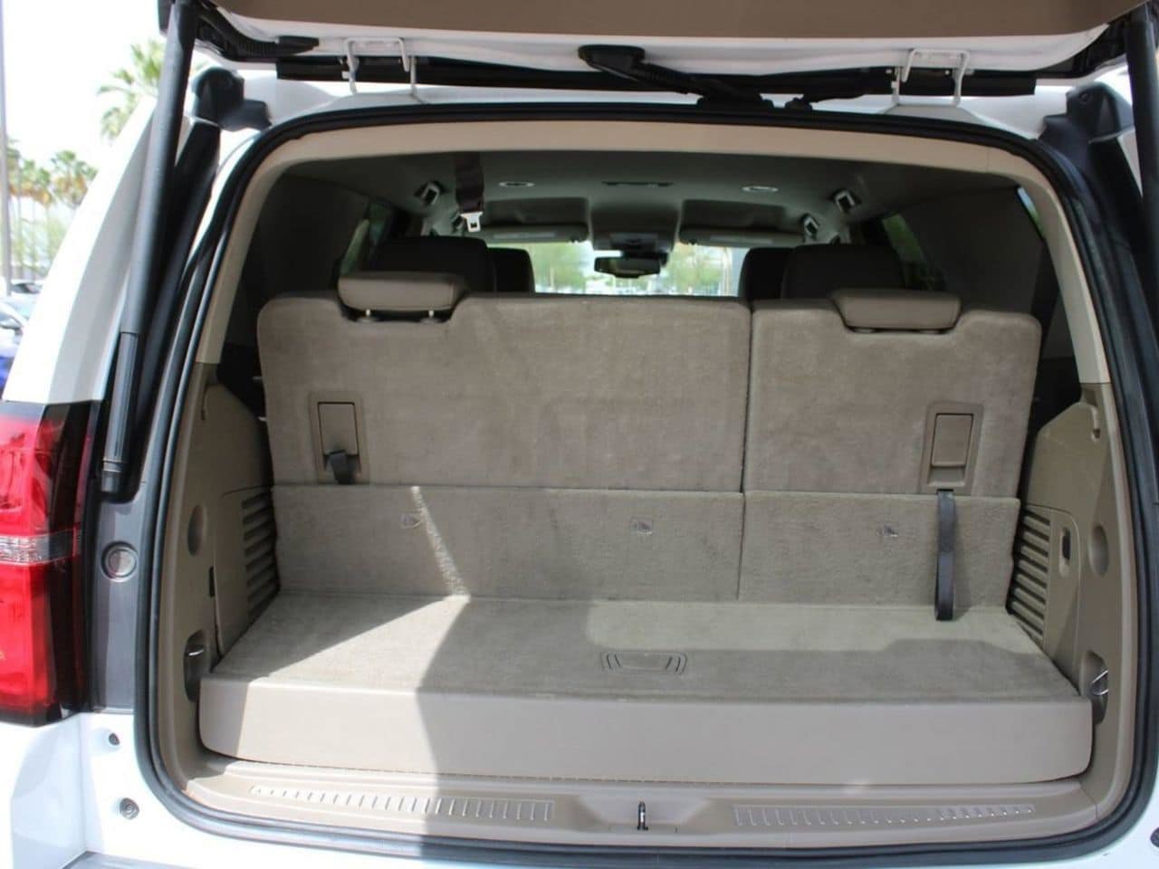 Used 2020 Chevrolet Tahoe LT image 12