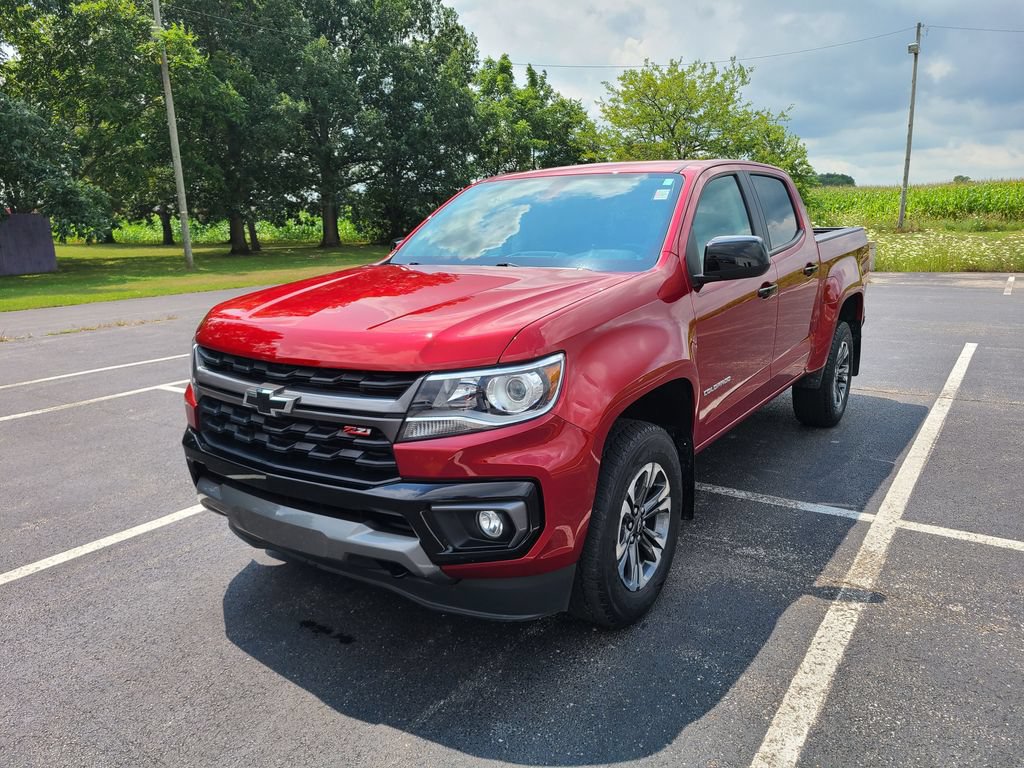 Used 2021 Chevrolet Colorado Z71 AWD/4WD image 3