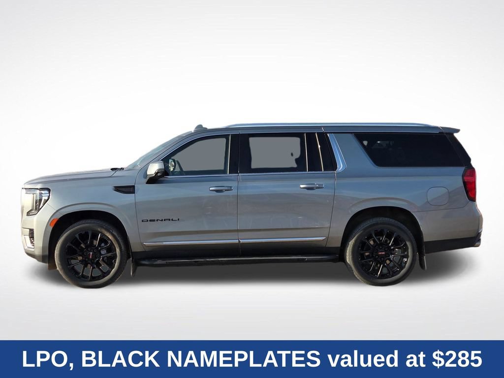 Used 2023 GMC Yukon XL Denali AWD/4WD image 8