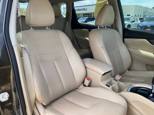 Used 2016 Nissan Rogue SL w/ SL Premium Package AWD/4WD image 9