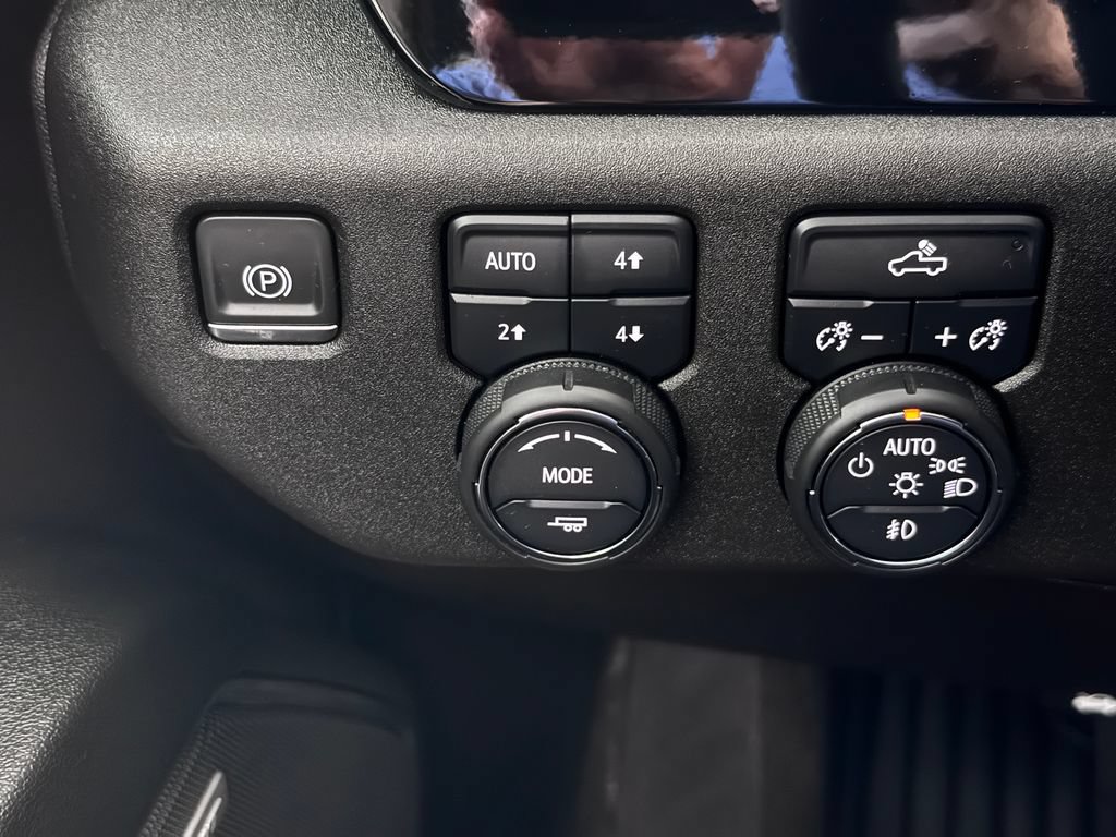 Certified 2024 Chevrolet Silverado 1500 RST w/ True North Edition Plus AWD/4WD image 17