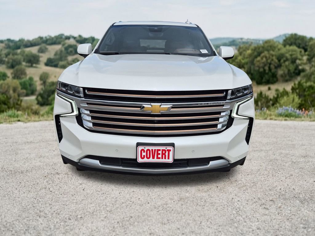 Used 2024 Chevrolet Tahoe High Country RWD image 2