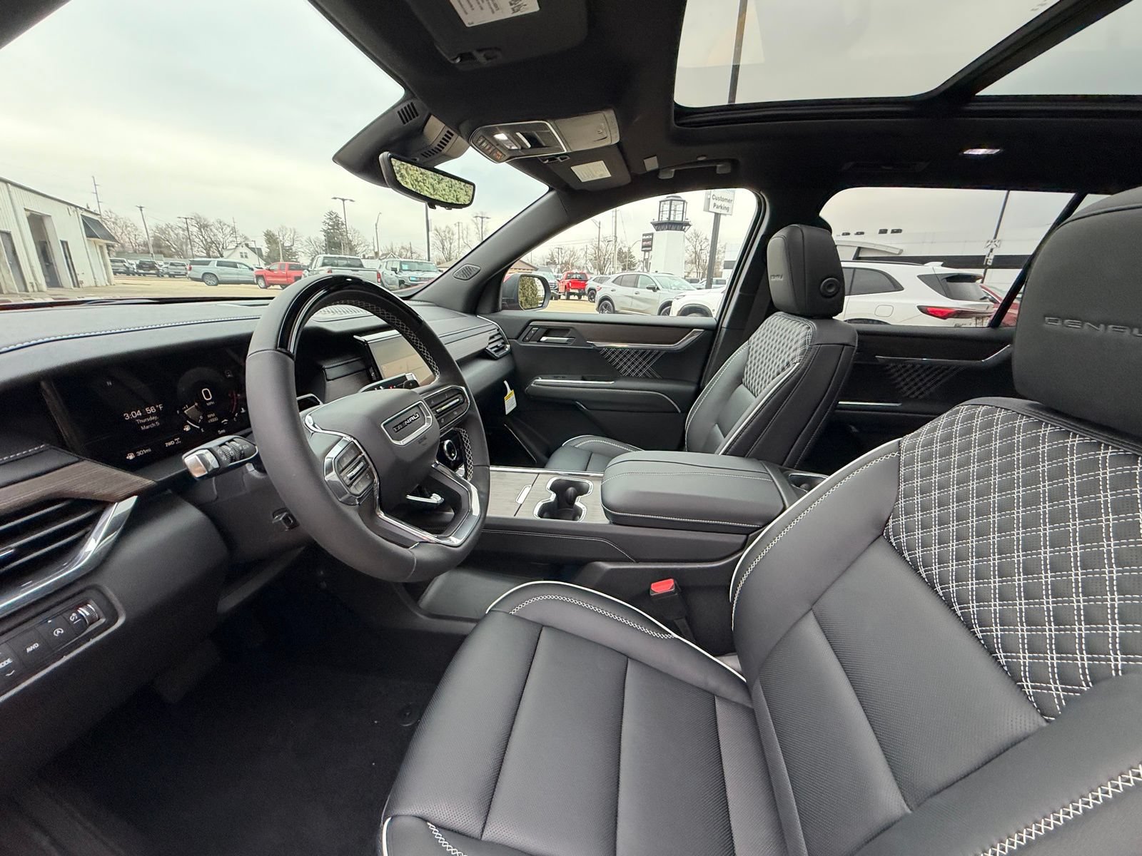 New 2026 GMC Acadia Denali w/ Super Cruise Package AWD/4WD image 4