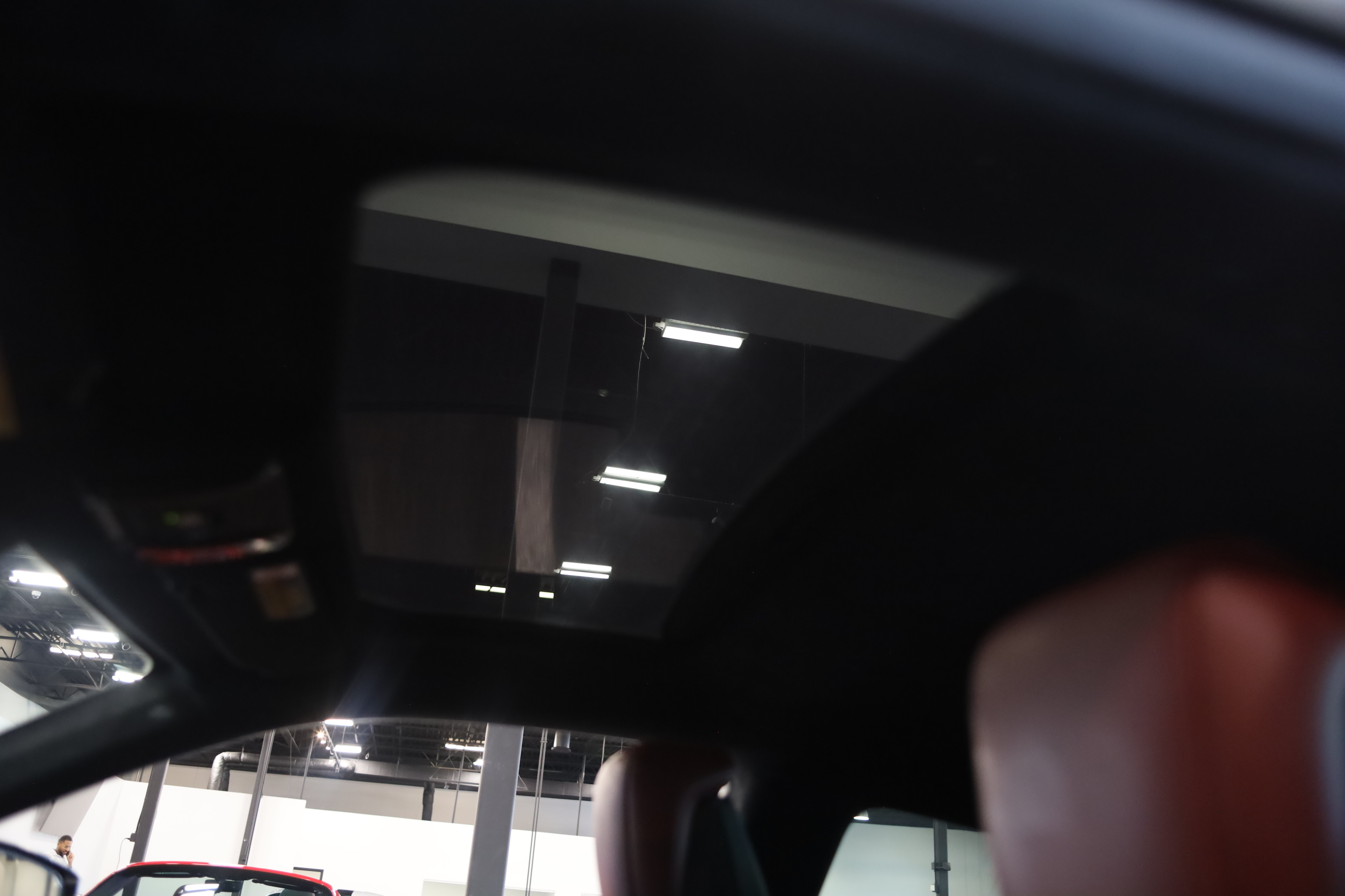 Used 2018 Lexus LC 500 Coupe w/ Touring Package RWD image 36