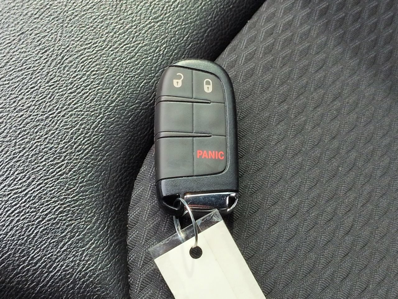 Used 2023 Jeep Compass Latitude w/ Sun and Sound Group AWD/4WD image 29