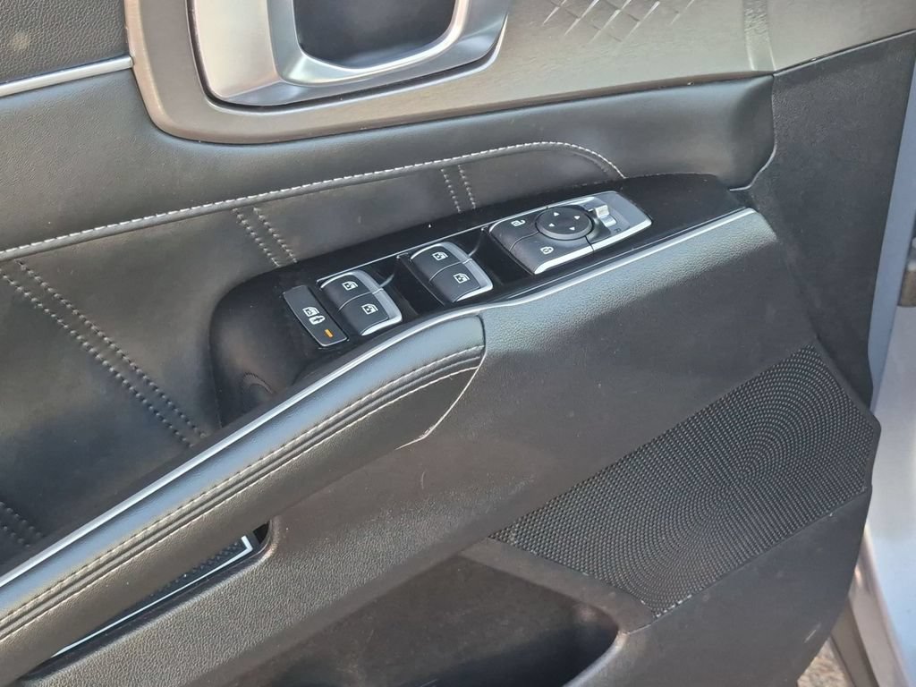 Used 2021 Kia Sorento SX AWD/4WD image 13