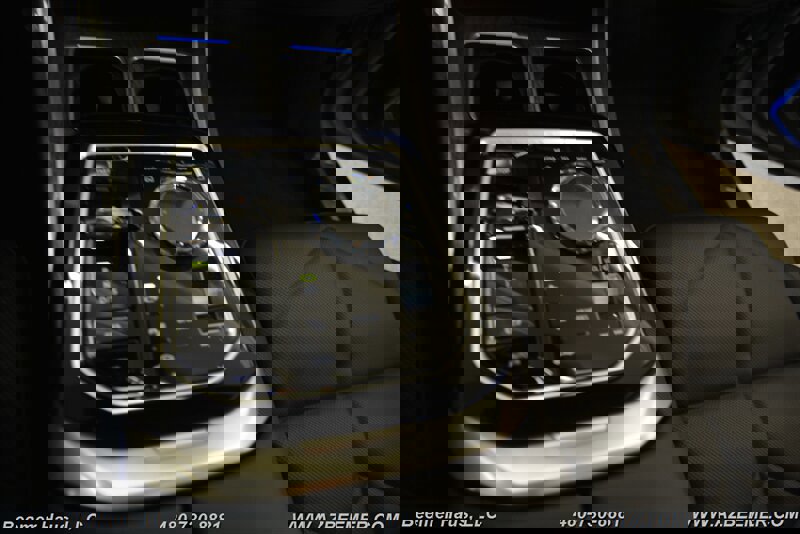 Used 2024 BMW 740i w/ M Sport Professional Package image 35