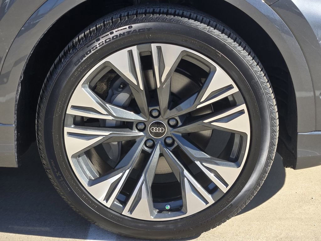 New 2026 Audi Q8 Premium Plus AWD/4WD image 16