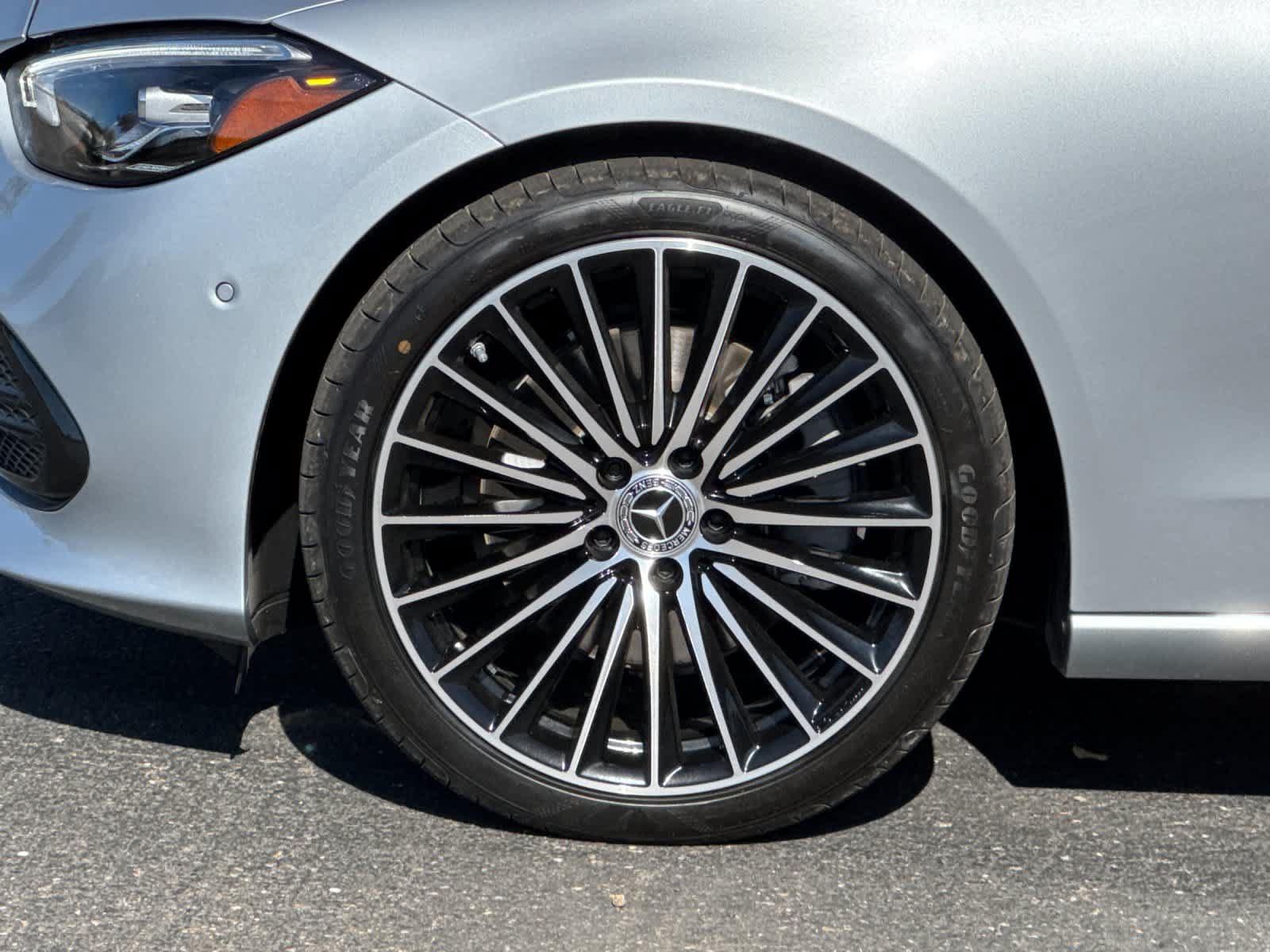 New 2026 Mercedes-Benz C 300 4MATIC Sedan image 23
