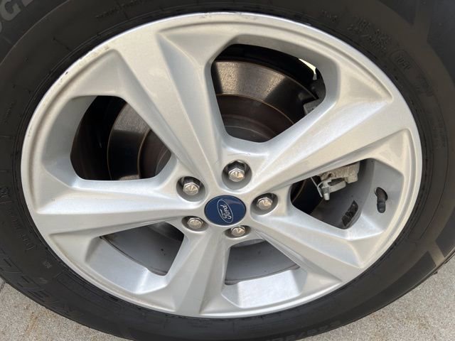 Used 2022 Ford Edge SE image 10