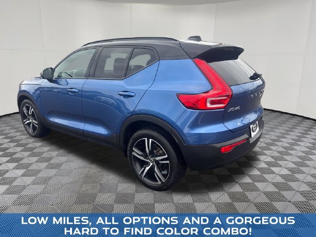 Used 2021 Volvo XC40 T5 R-Design w/ Climate Package AWD/4WD image 4