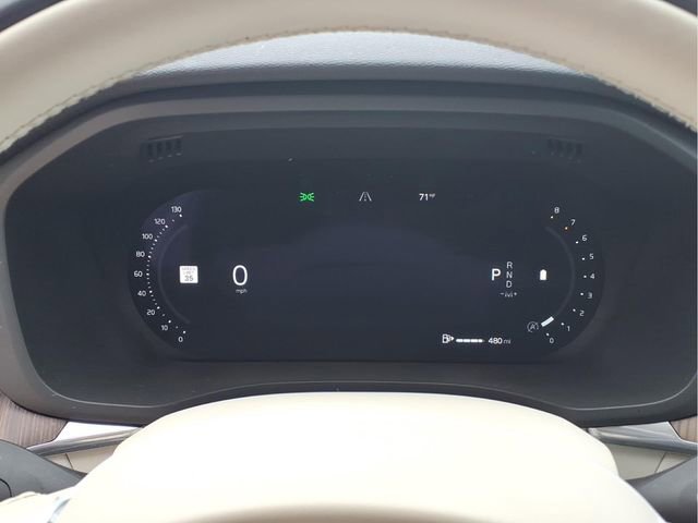 Used 2022 Volvo XC60 B5 Momentum AWD/4WD image 14