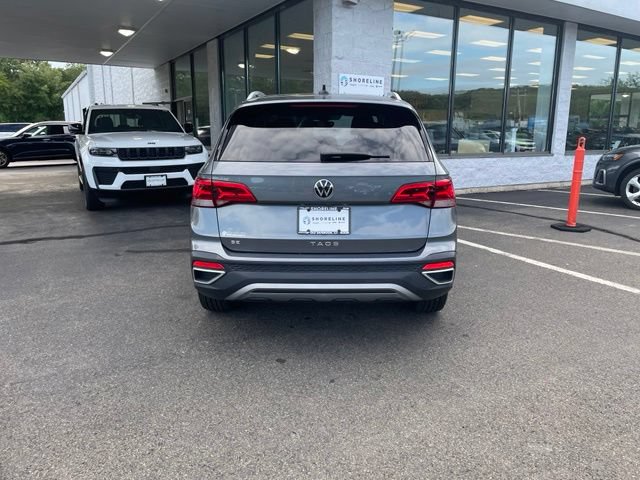 Used 2023 Volkswagen Taos SE w/ Panoramic Sunroof Package FWD image 6