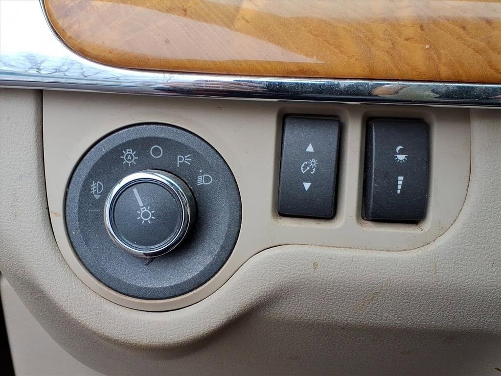 Used 2010 Lincoln MKS image 10