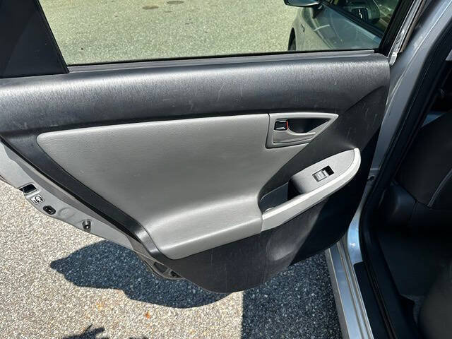Used 2013 Toyota Prius Three w/ Solar Roof Pkg FWD image 18