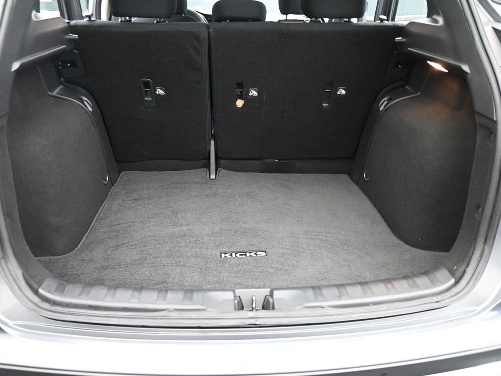 Used 2024 Nissan Kicks S FWD image 19