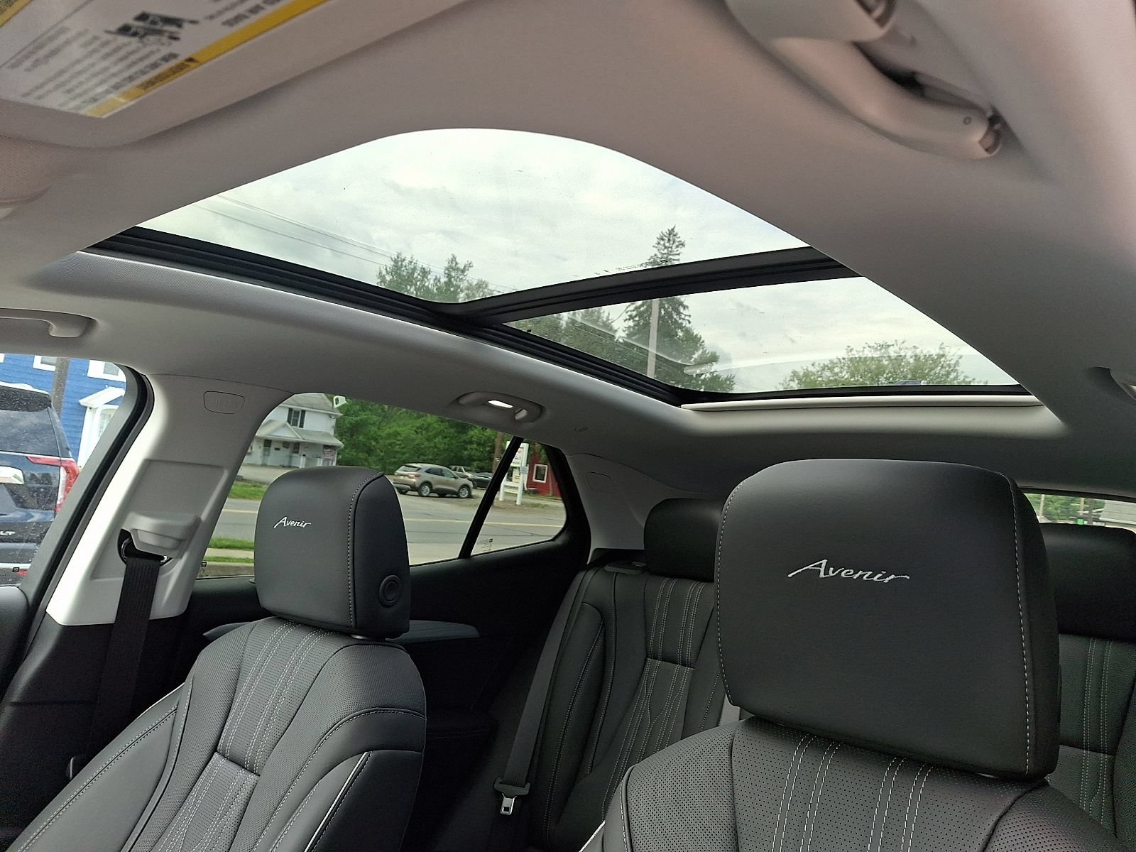 New 2026 Buick Envision Avenir AWD/4WD image 14