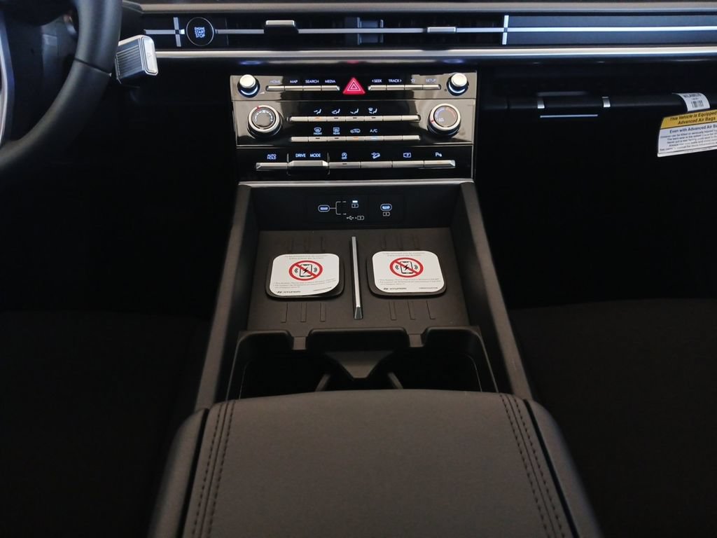 New 2027 Hyundai Santa Fe SE FWD image 15