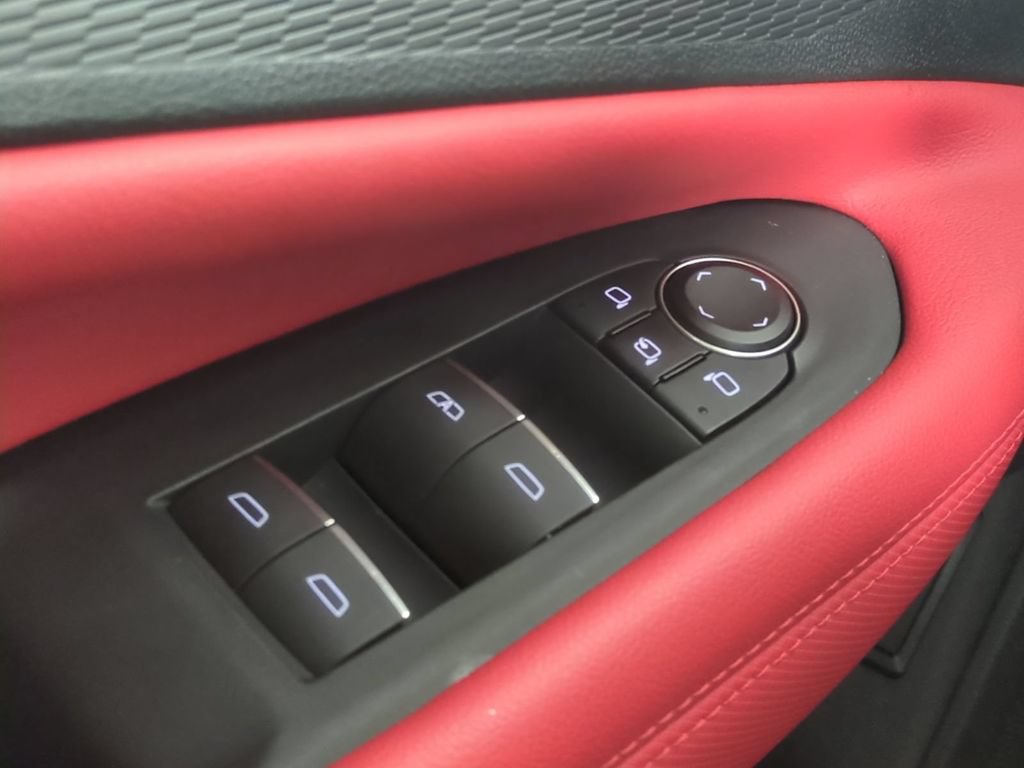 Used 2024 Chevrolet Blazer EV RS RWD image 32