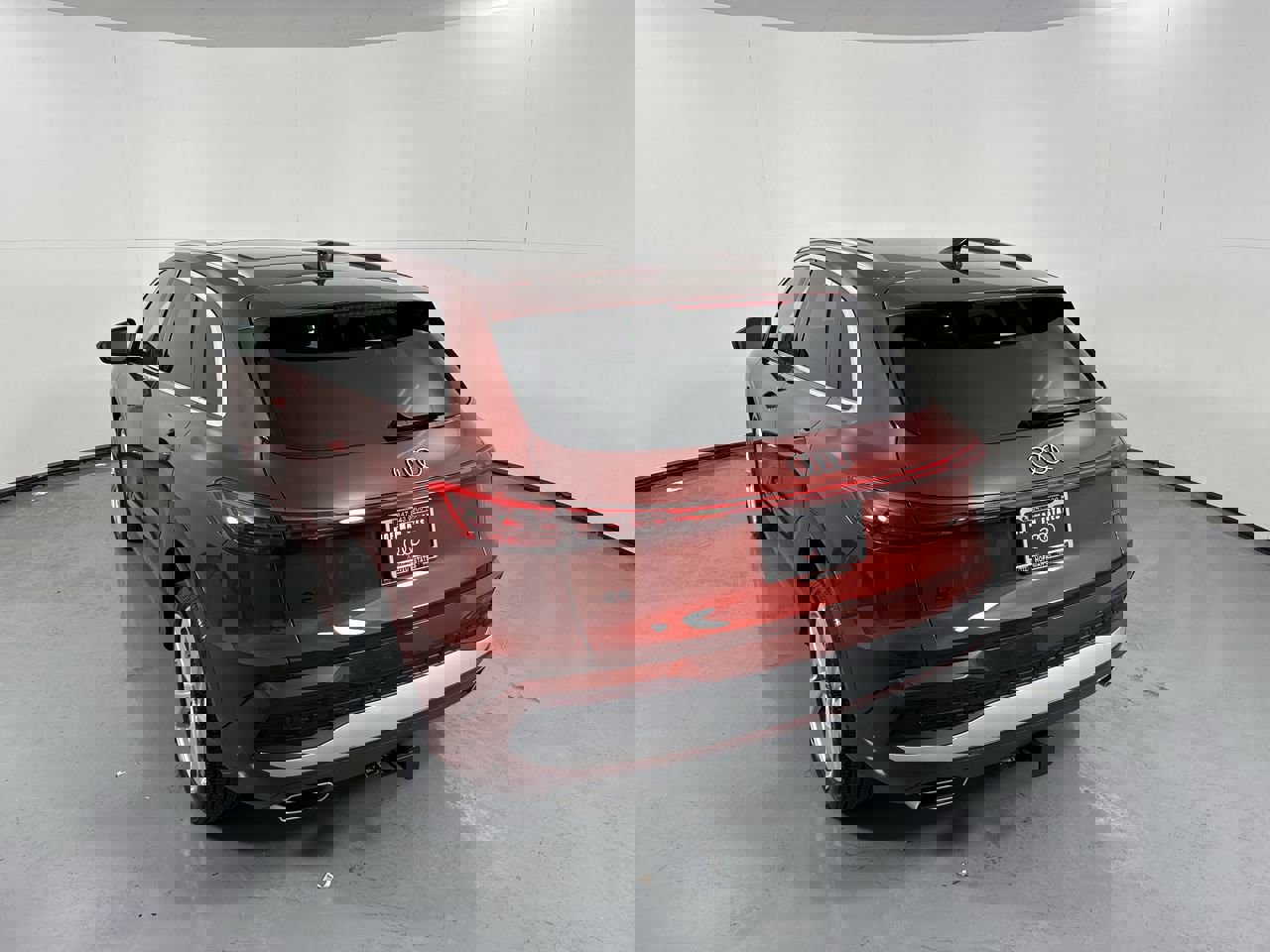 Used 2025 Audi Q5 Premium Plus w/ Premium Plus image 34