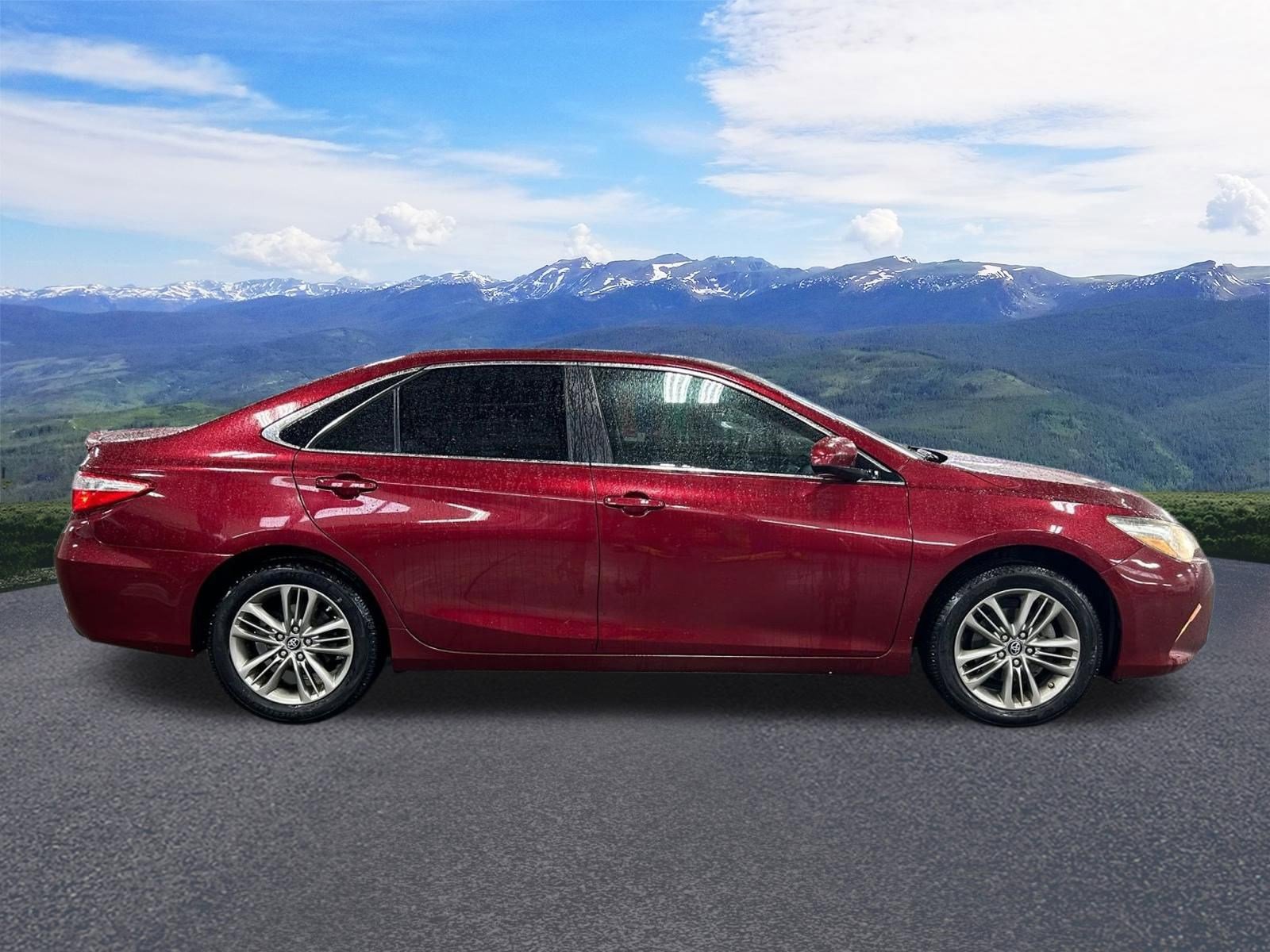 Used 2017 Toyota Camry SE FWD image 7