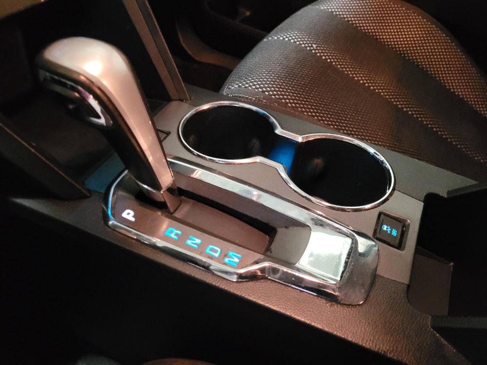 Used 2015 Chevrolet Equinox LT w/ Driver Convenience Package image 26