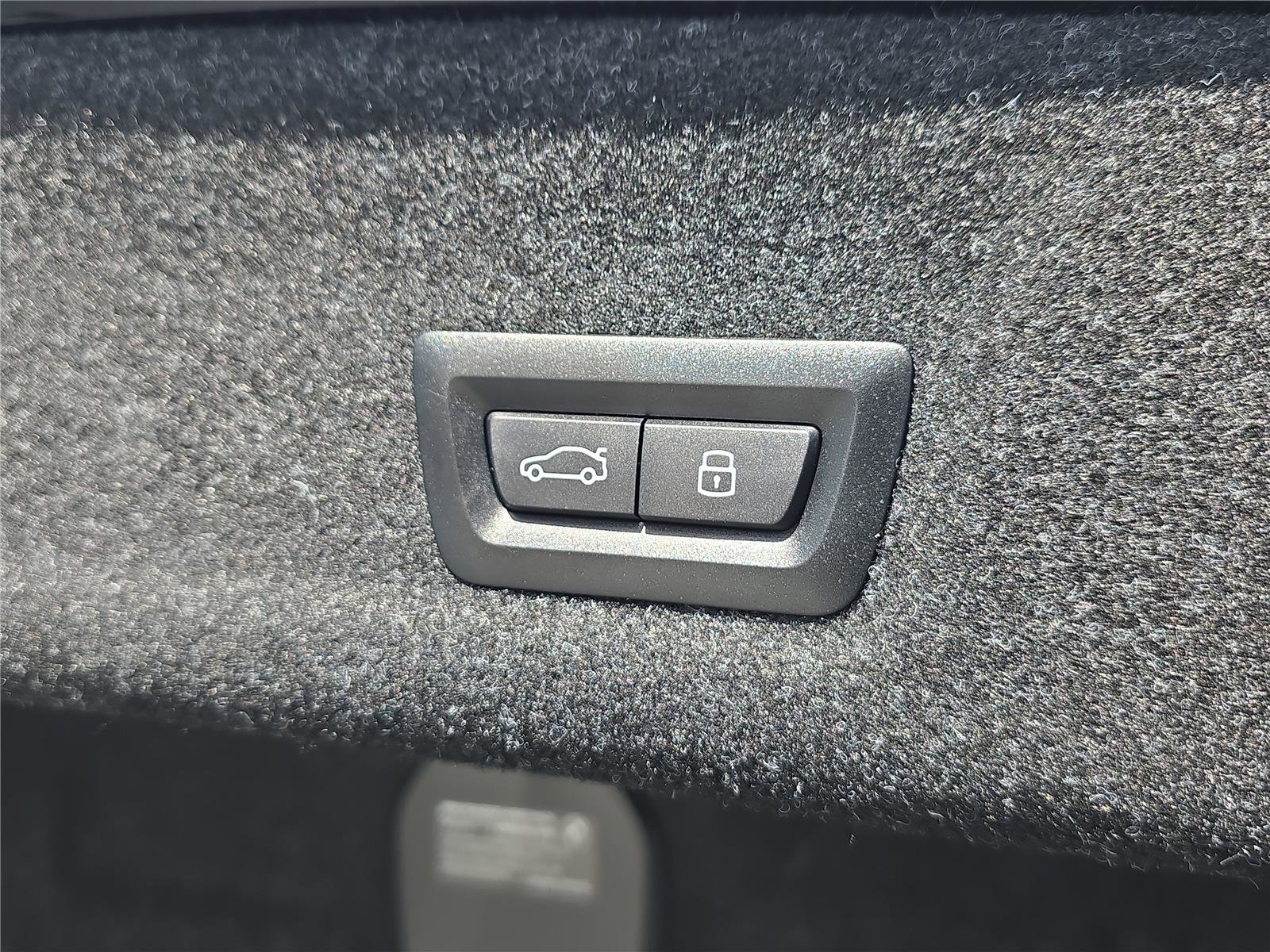 Used 2025 BMW 330i 330i image 7