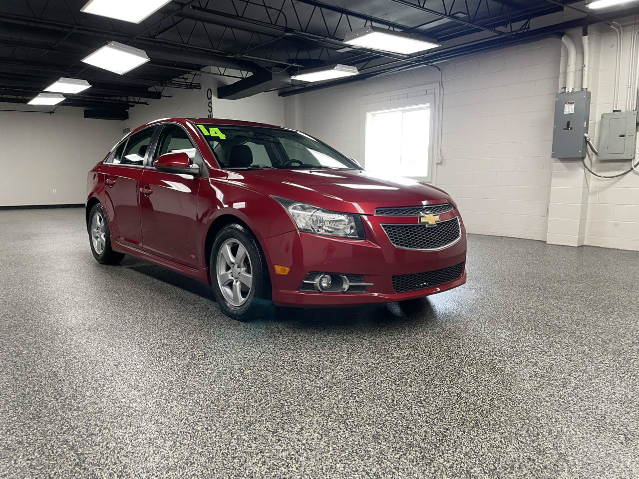 Used 2014 Chevrolet Cruze LT w/ All-Star Edition FWD image 3